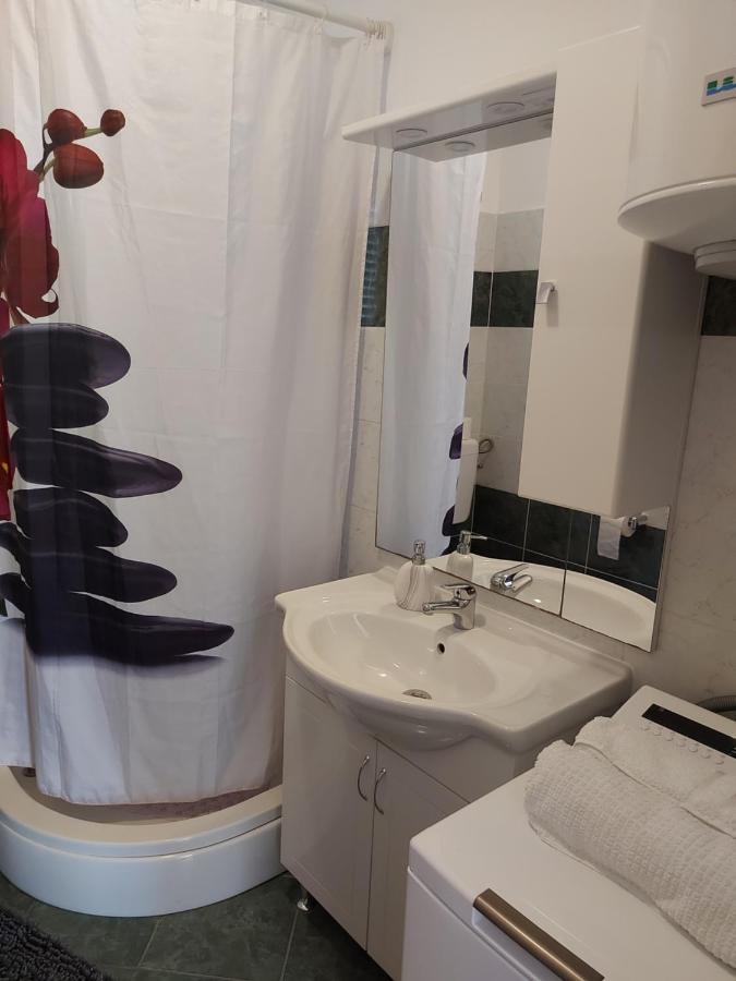 Apartment Valeria Lopar Dış mekan fotoğraf